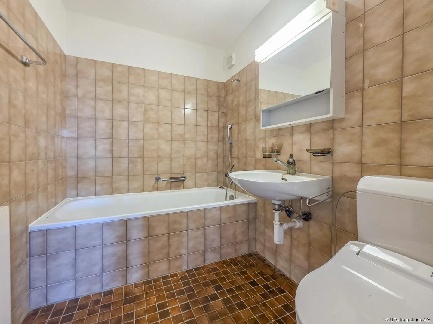 Ihr sonniges Zuhause - zwei Balkone + viel Raum für eigene Ideen - Foto 7 von 13