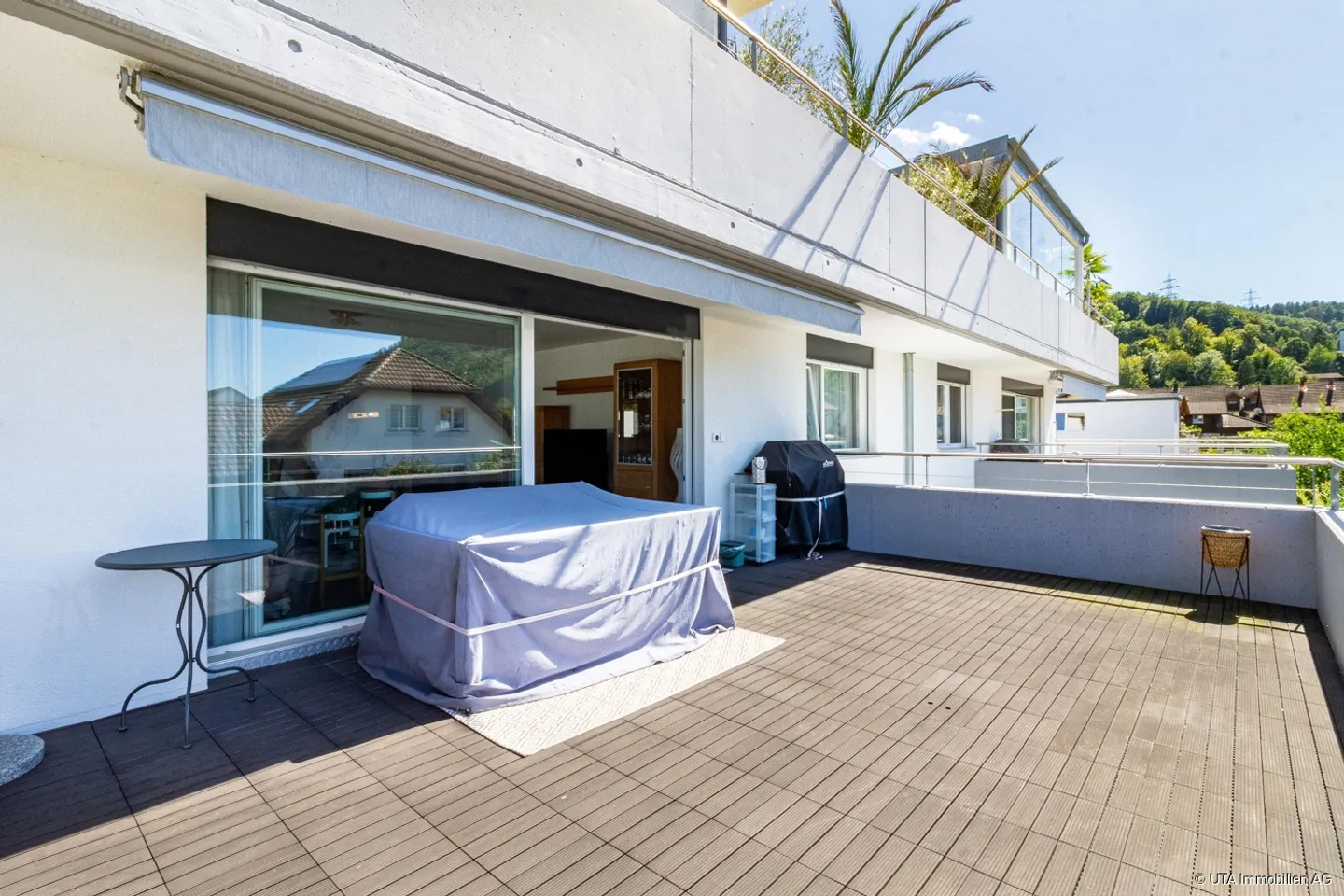 Appartamento 4 locali ben curato con grande balcone, in una posizione estremamente centrale - Foto 10 di 11
