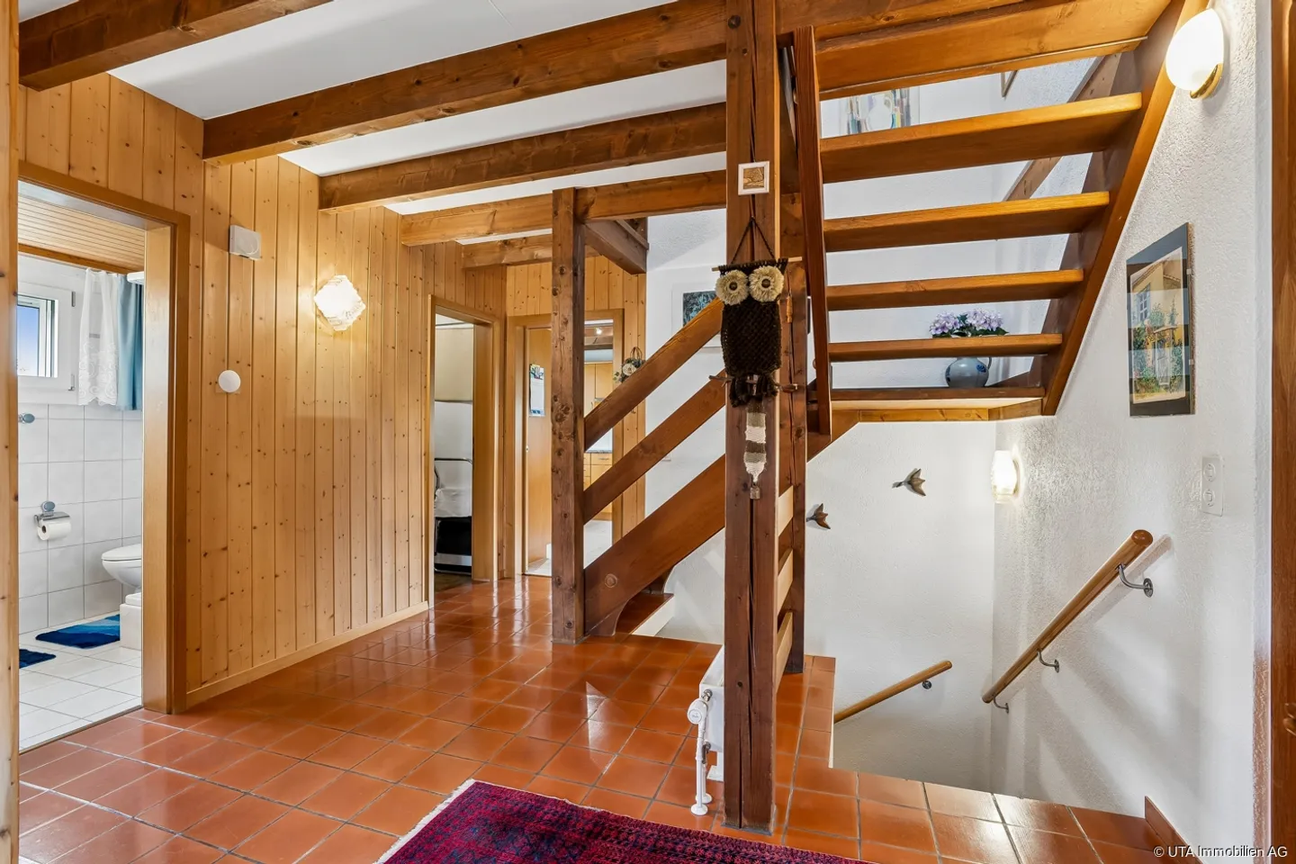 Charming single-family home with dream garden in a quiet, family-friendly area - Photo 3 of 13