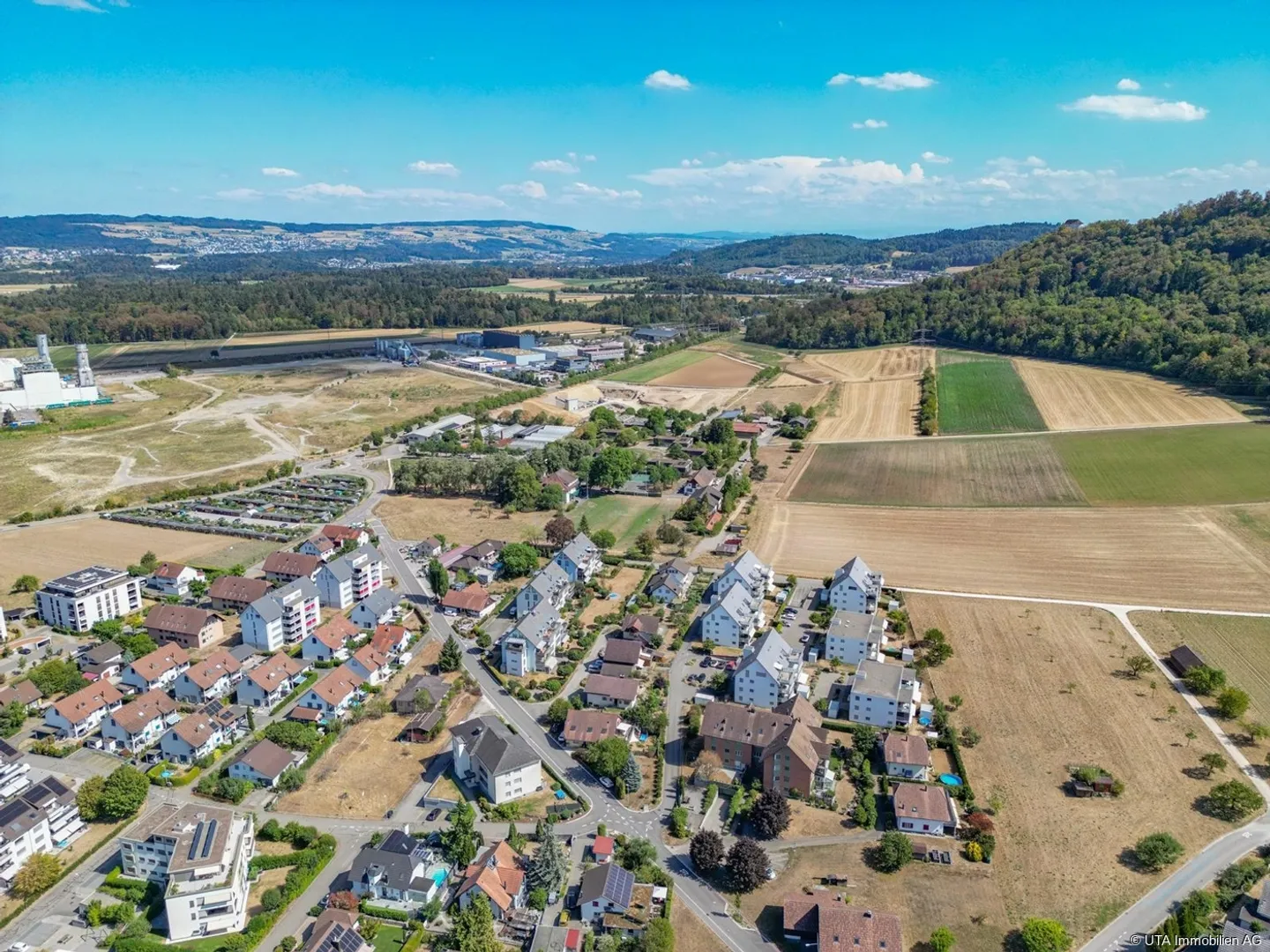 Ihr sonniges Zuhause - zwei Balkone + viel Raum für eigene Ideen - Foto 12 von 13