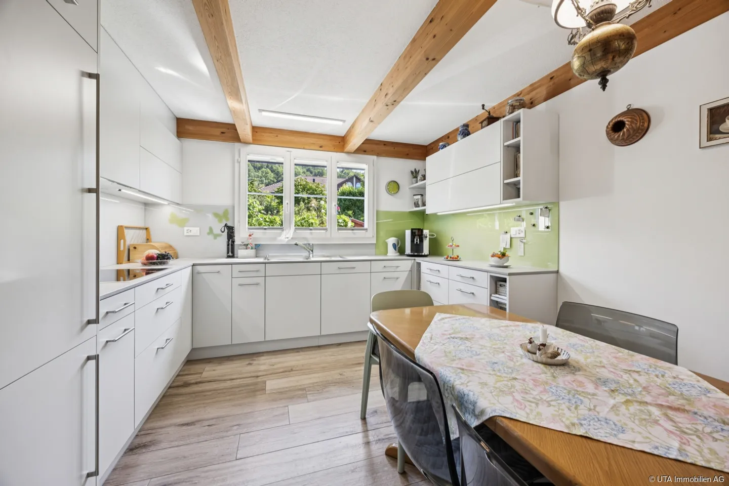 Äusserst gepflegtes Reihen-Eckhaus mit Wintergarten und wunderschöner  - Photo 2 sur 13