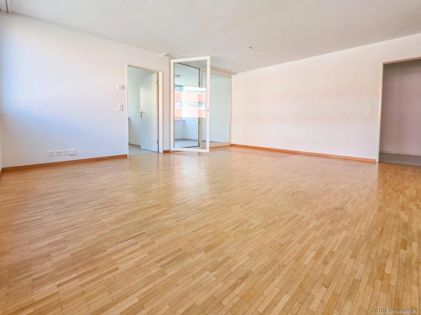 Attraktive Wohnung mit Loggia an urbaner, zentraler Lage - Photo 3 of 12