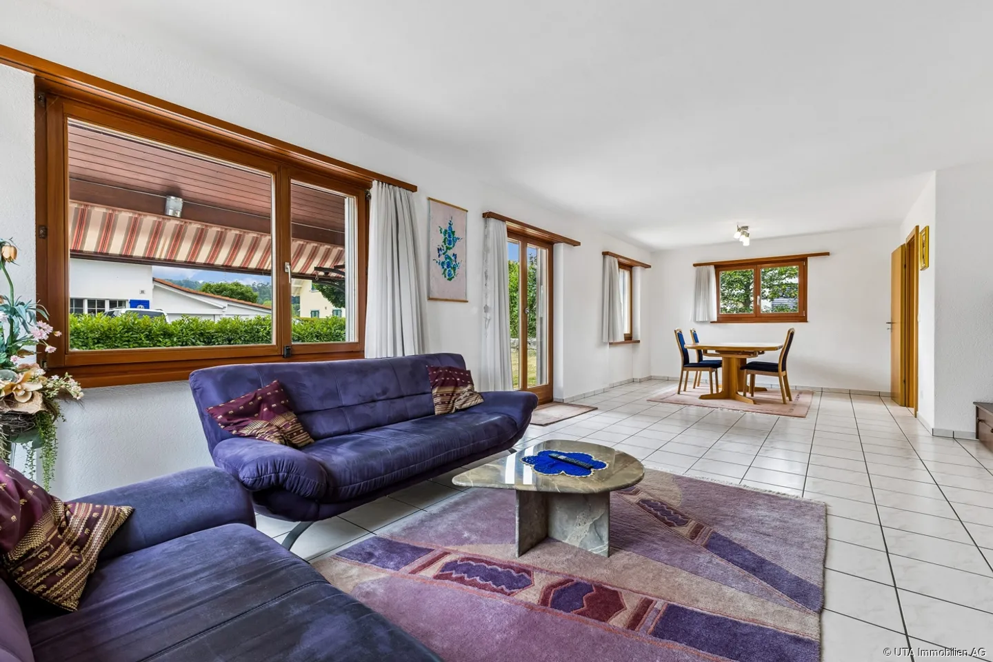 Well-maintained single-family house in a quiet neighborhood - Photo 8 of 13
