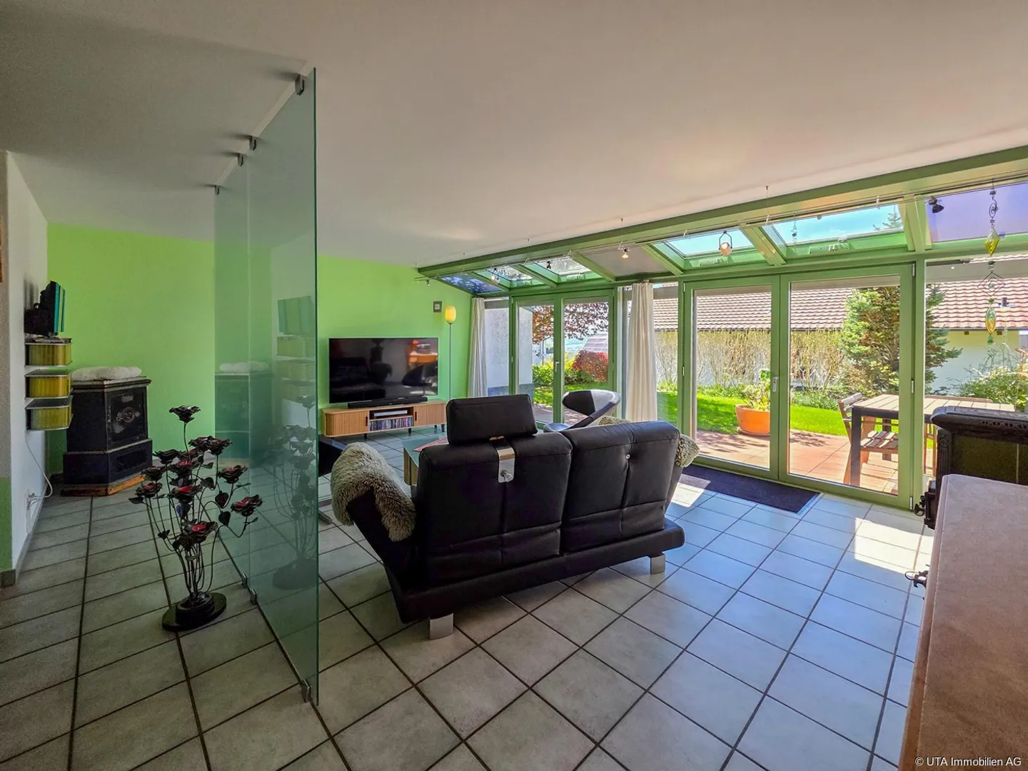 Single-family house - privileged hillside location with apartment - Photo 6 of 12