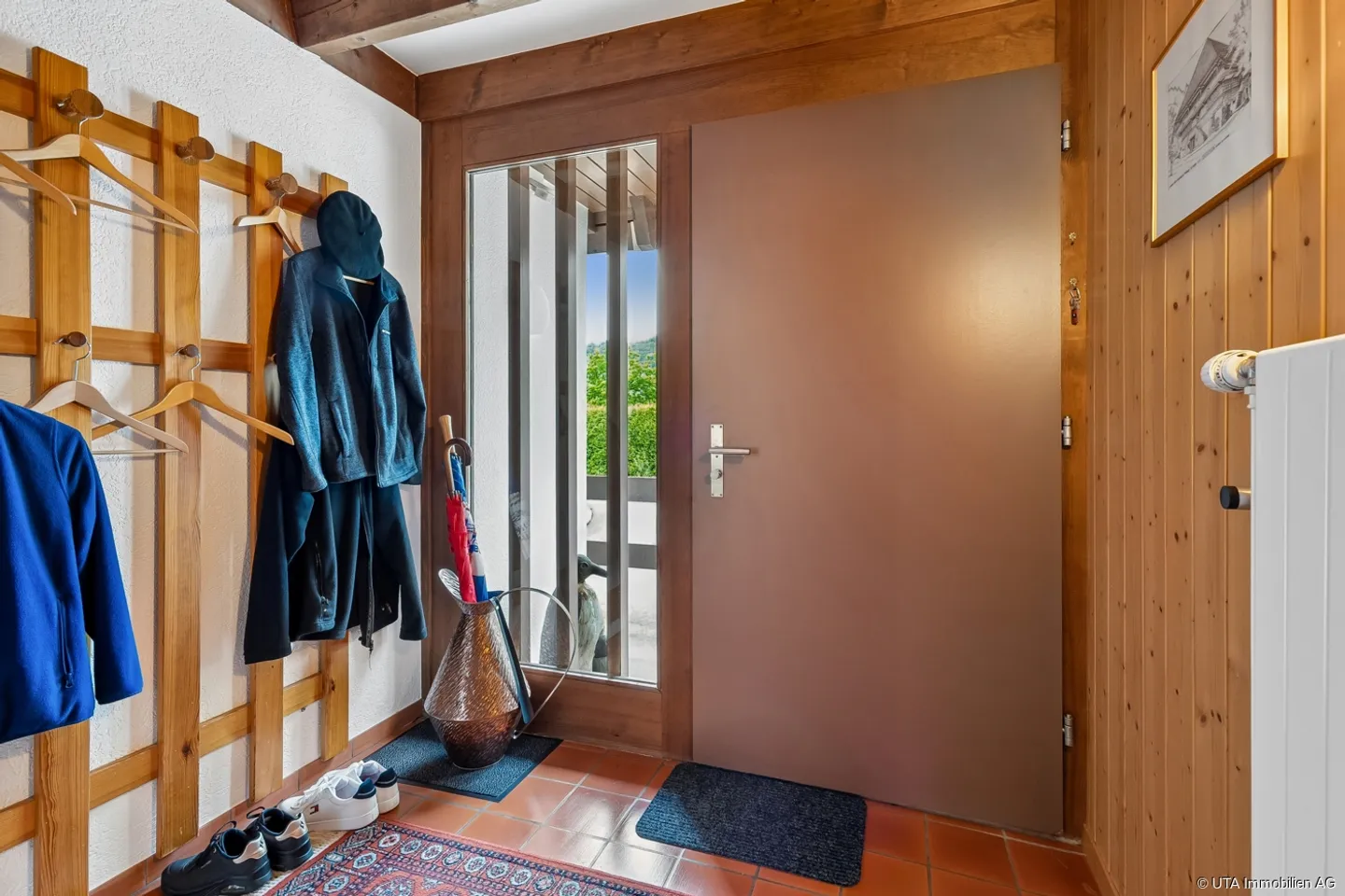 Charming single-family home with dream garden in a quiet, family-friendly area - Photo 2 of 13