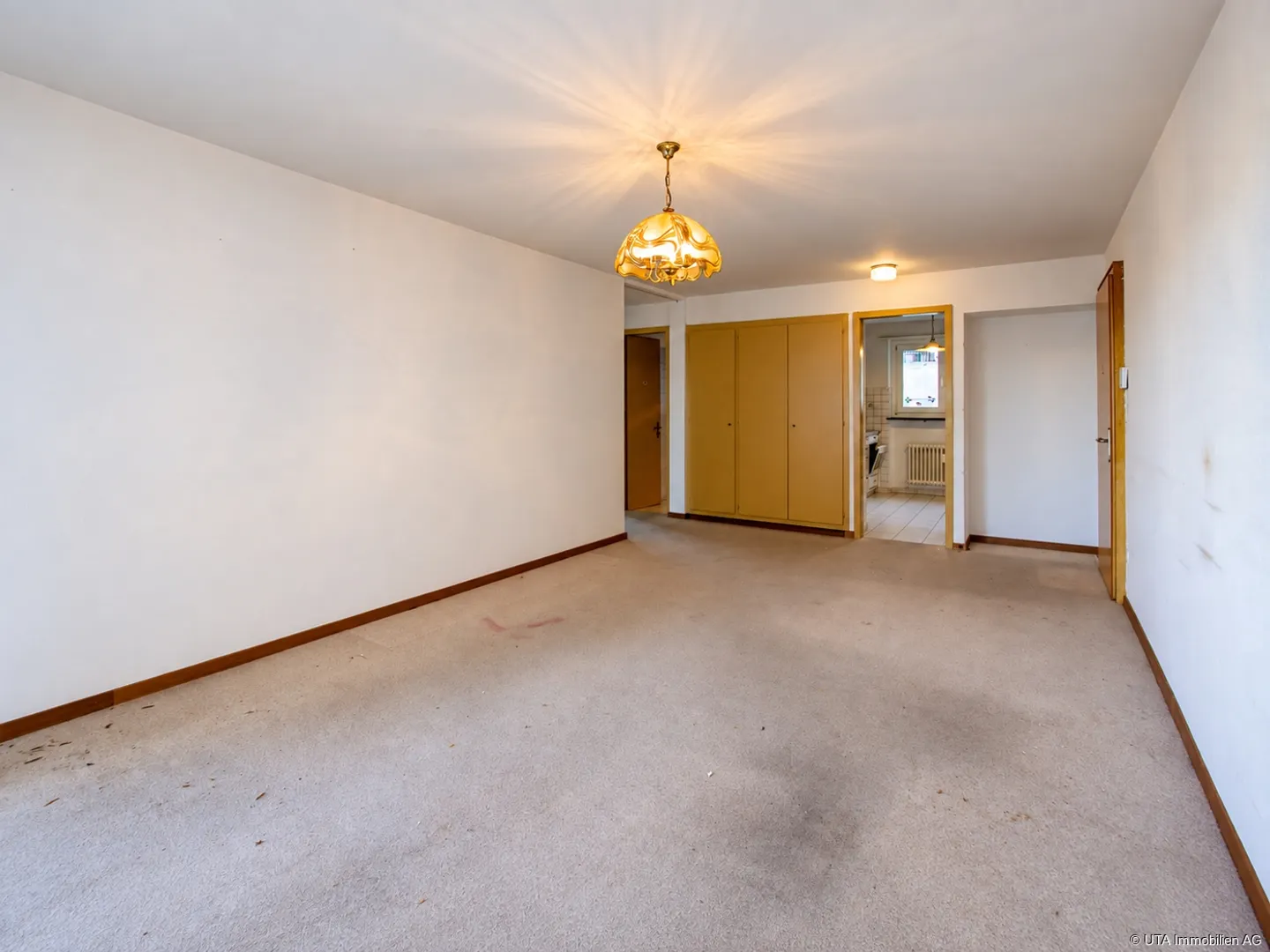 4-Zimmerwohnung mit interessantem Renovationspotential, auch als Anlag - Photo 4 of 9