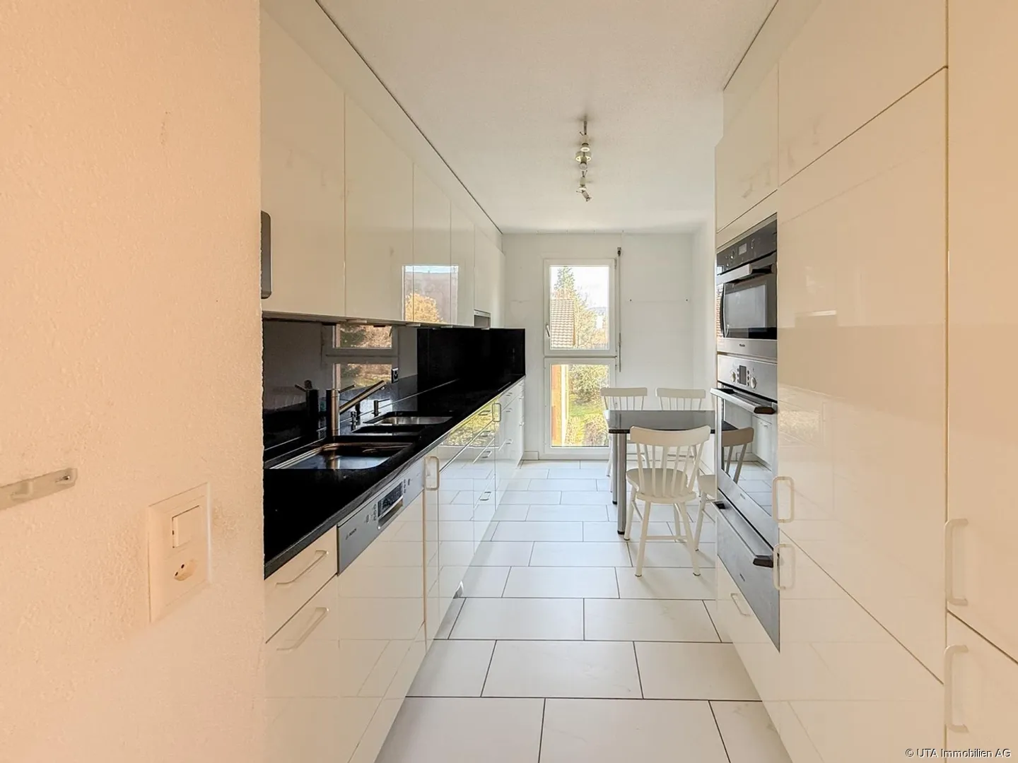 Living like in a single-family home with sun terrace - Photo 4 of 13