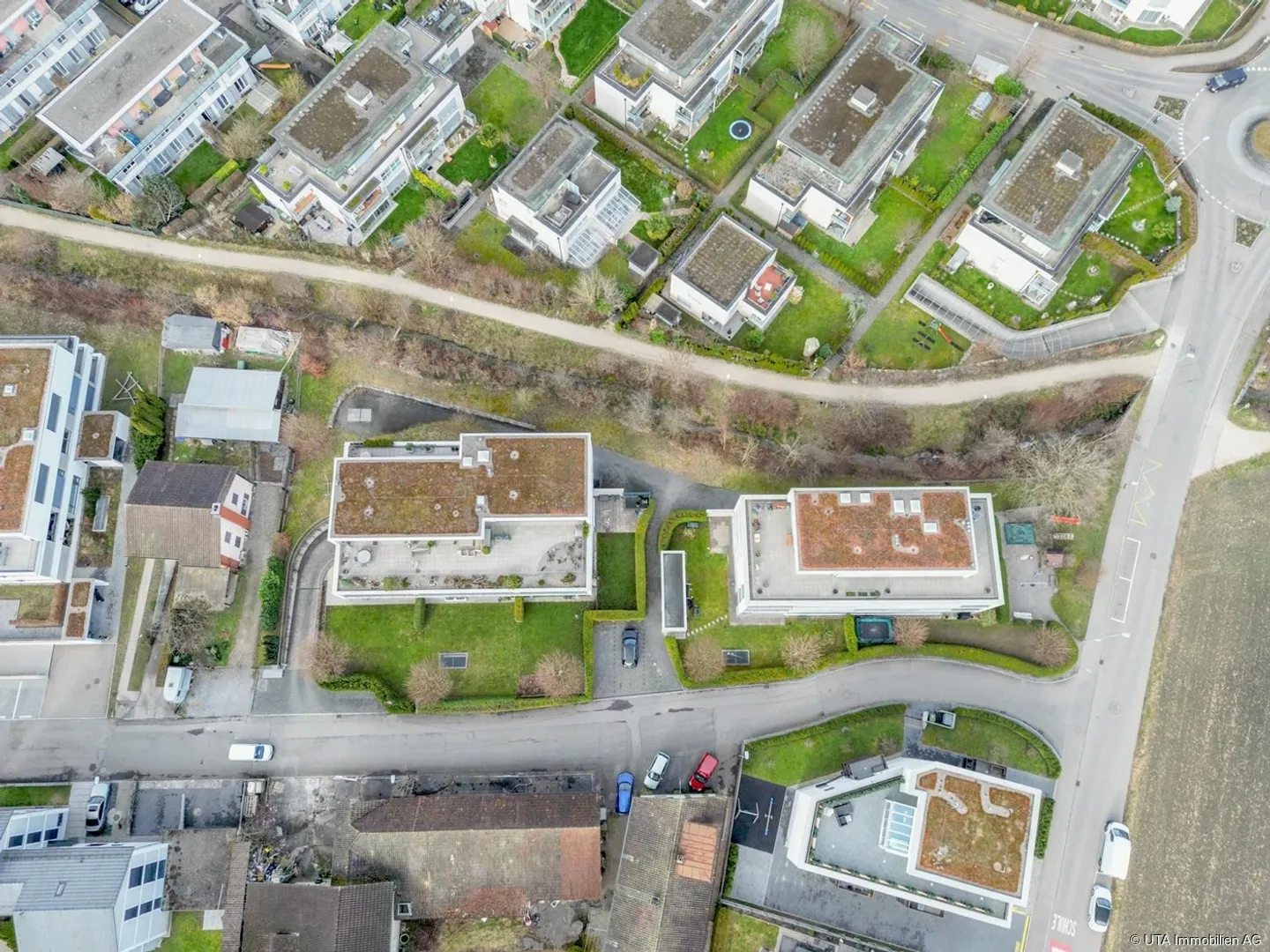 Tasteful Living or Investment Property - Photo 10 of 11