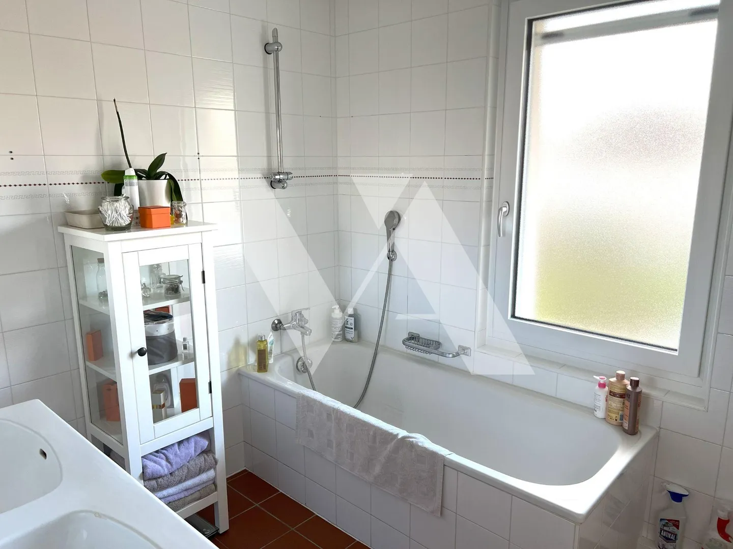 In vendita - Appartamento di 4,5 locali nel cuore del villaggio di La Rippe - Foto 8 di 8