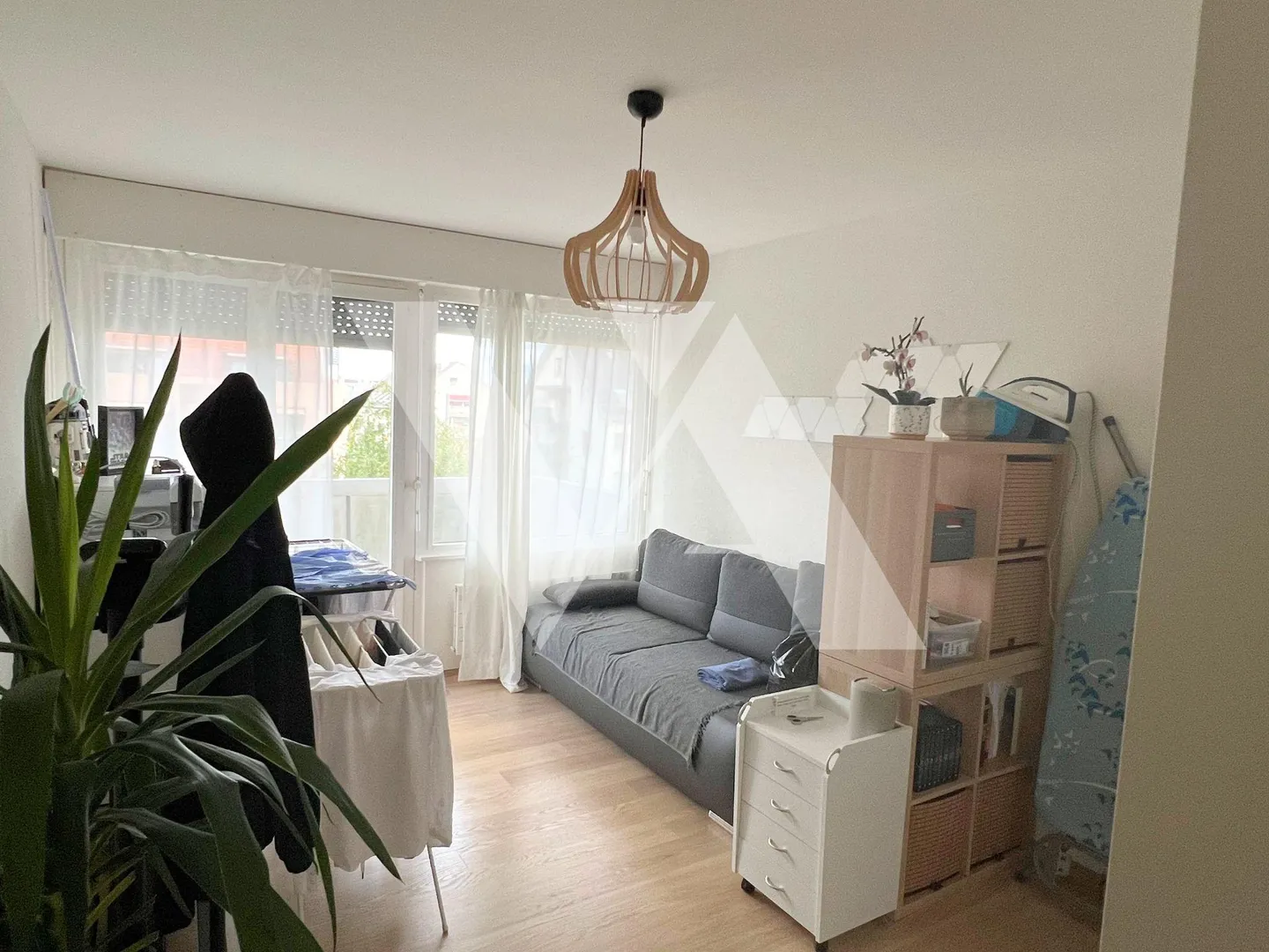 Zu vermieten - 3-Zimmer-Wohnung mit Terrassen im Herzen von Gland - Foto 5 von 8