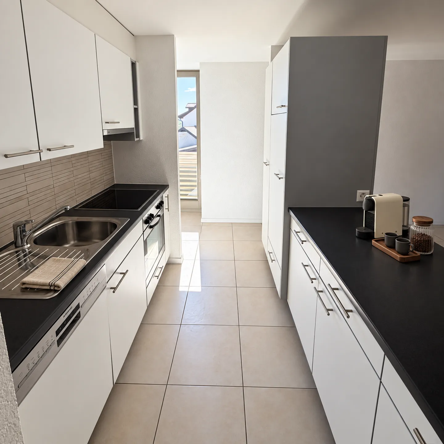 Charmant appartement de 4 pièces à Genolier - Photo 4 sur 6