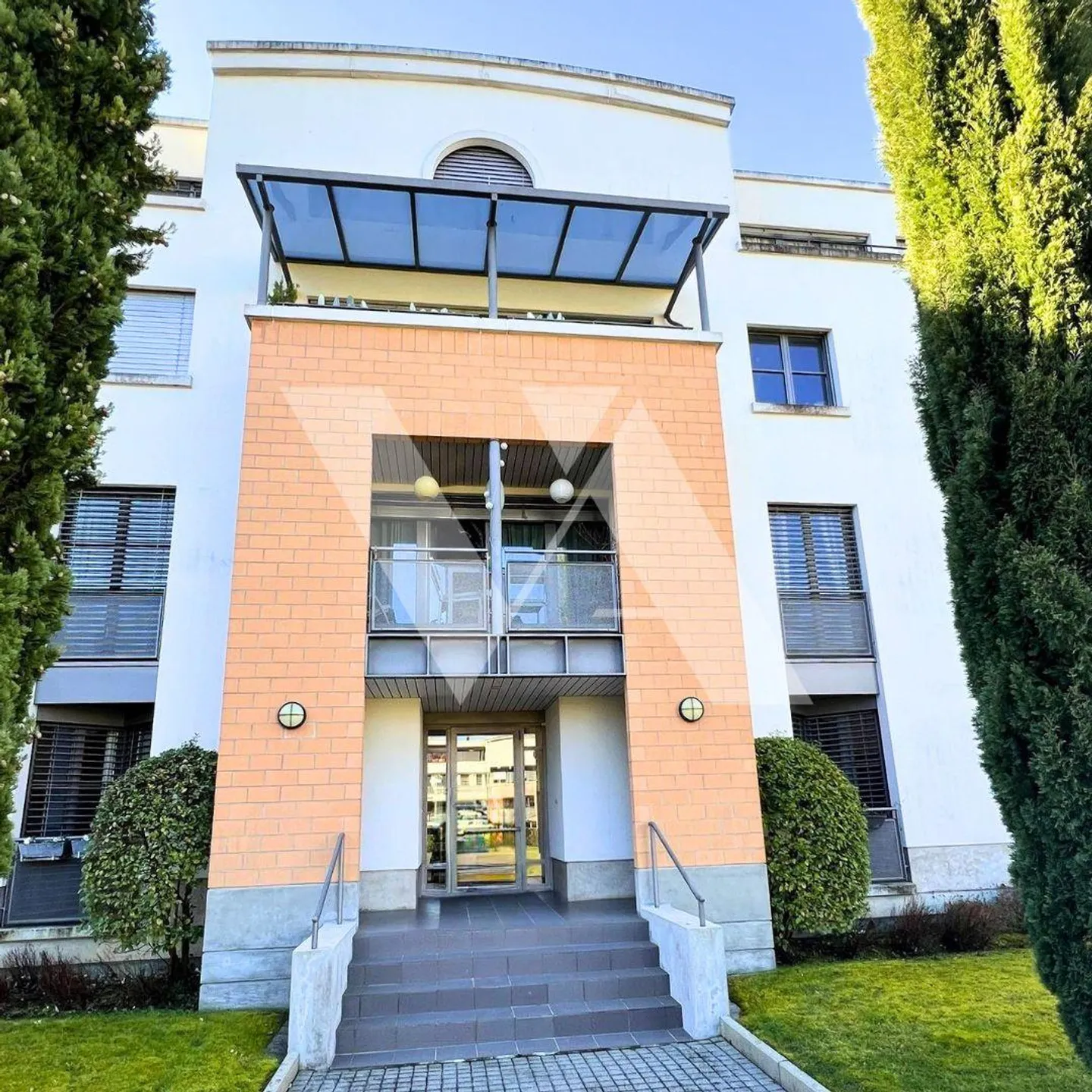 Zu vermieten - 2,5-Zimmer-Wohnung mit schöner Terrasse in ruhiger Lage - Foto 1 von 2