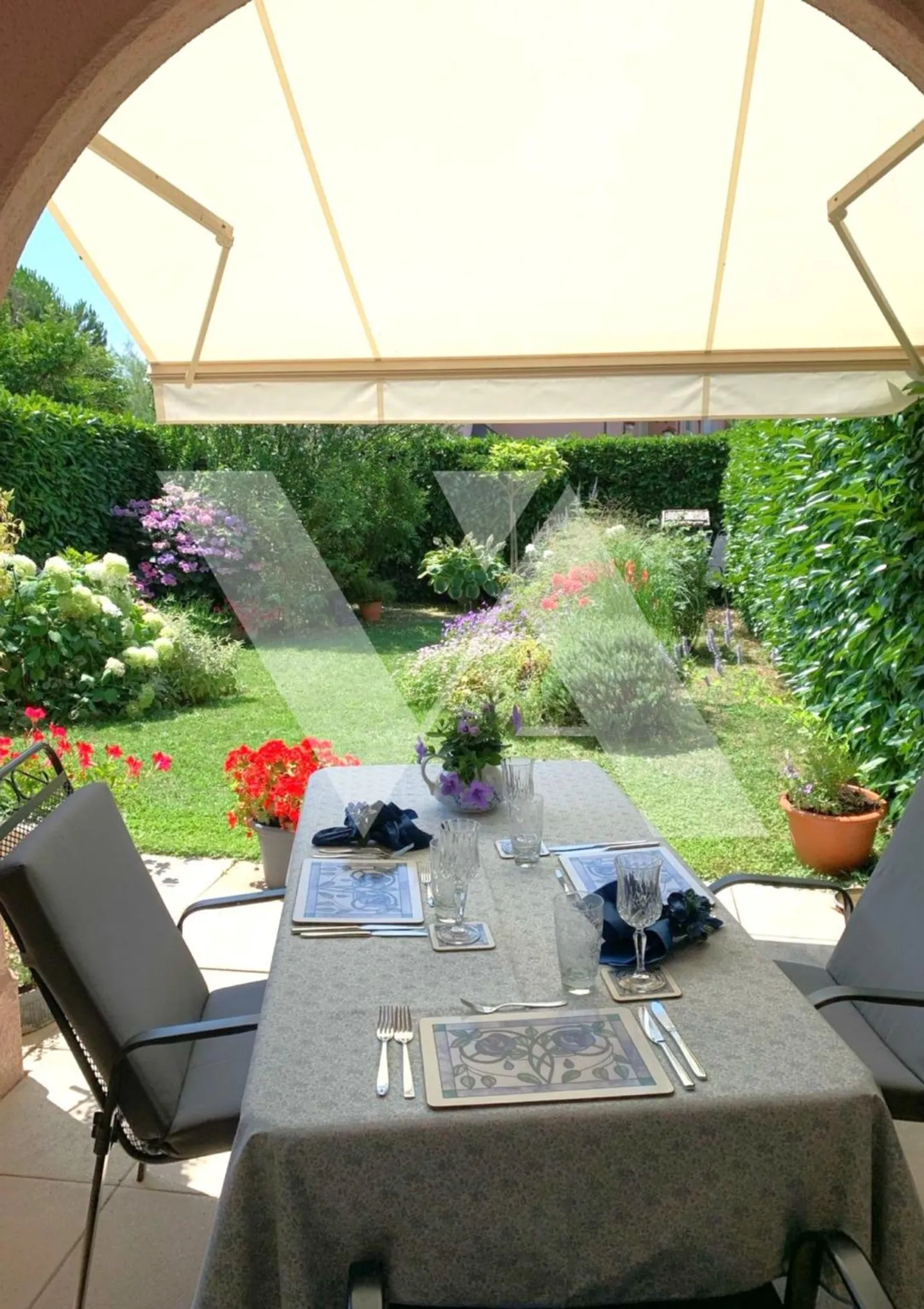 Zu verkaufen - 3-Zimmer-Wohnung mit Garten im Herzen des Domaine Impérial - Foto 5 von 8