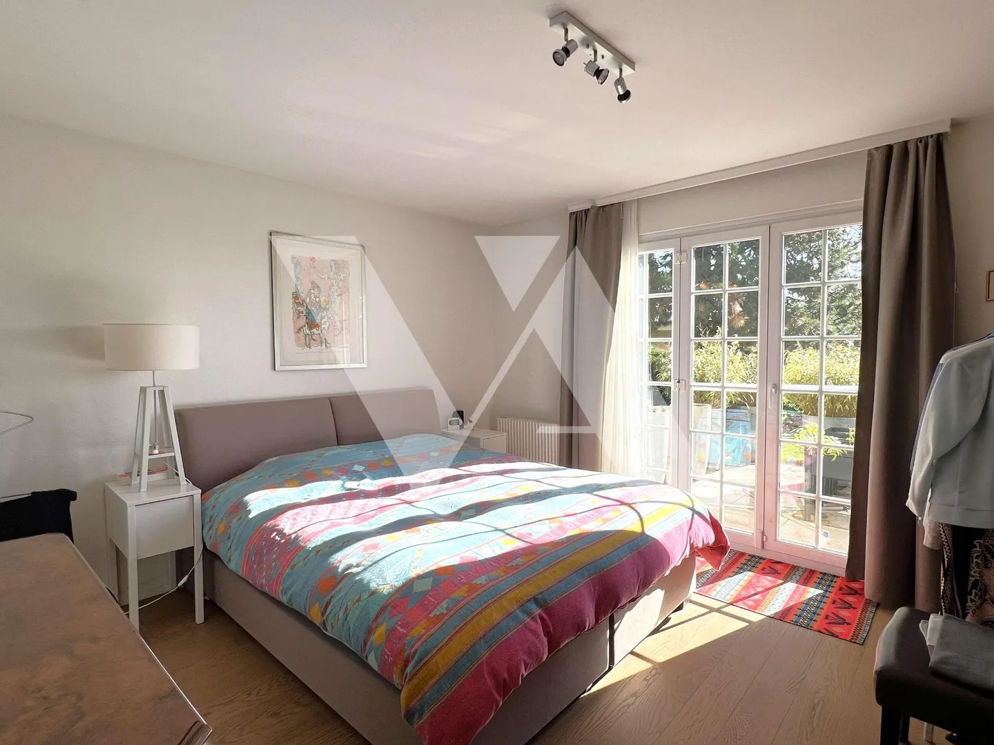 For sale? Beautiful individual villa with pool in the heart of the village - Photo 5 of 9