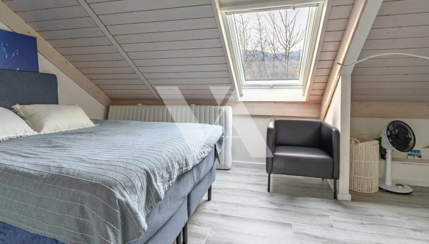 A vendre - Villa familiale rénovée avec jardin et terrasse - Foto 5 von 9