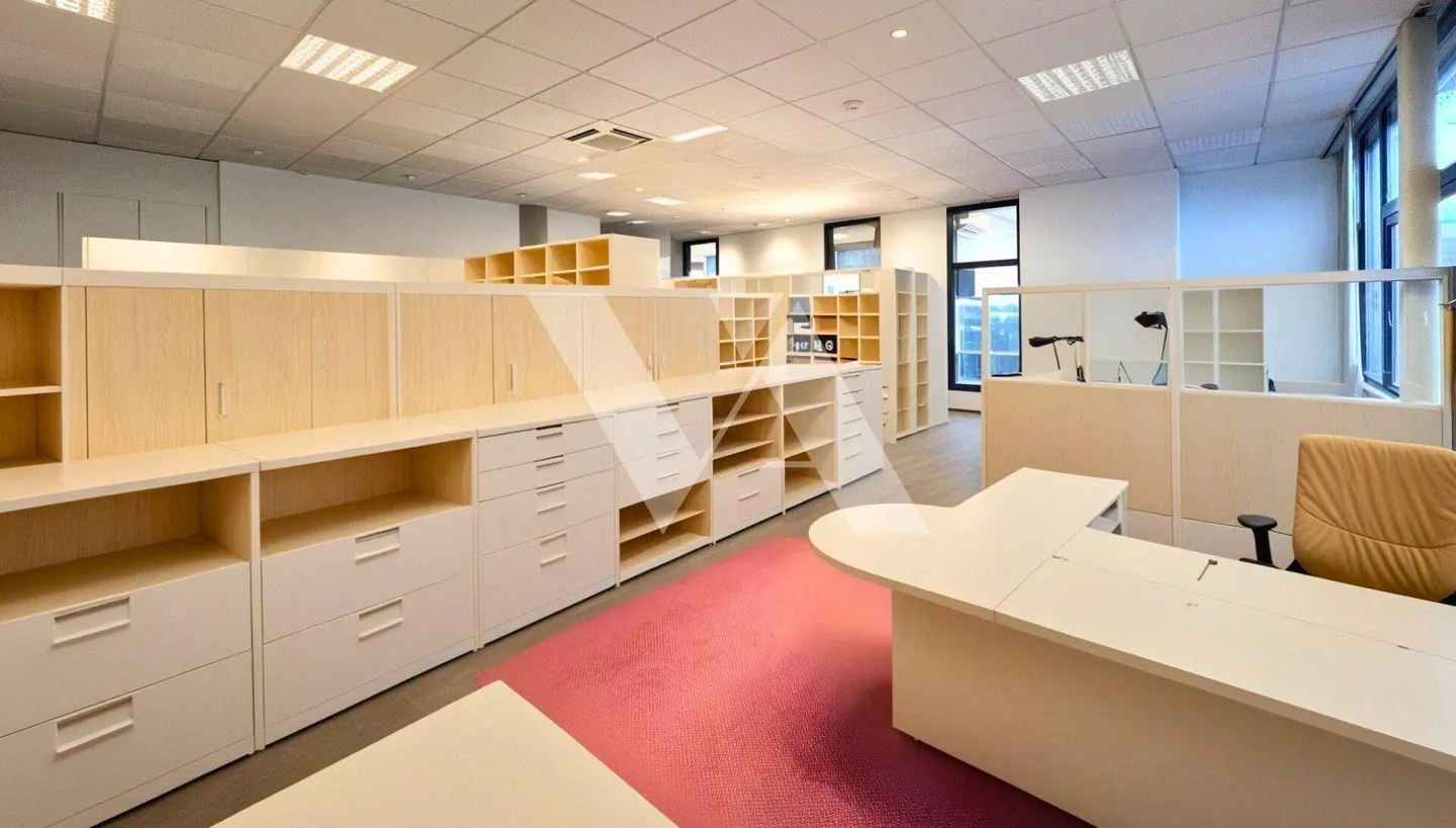 In affitto - Spazio uffici vicino al centro e all'autostrada - Foto 2 di 7