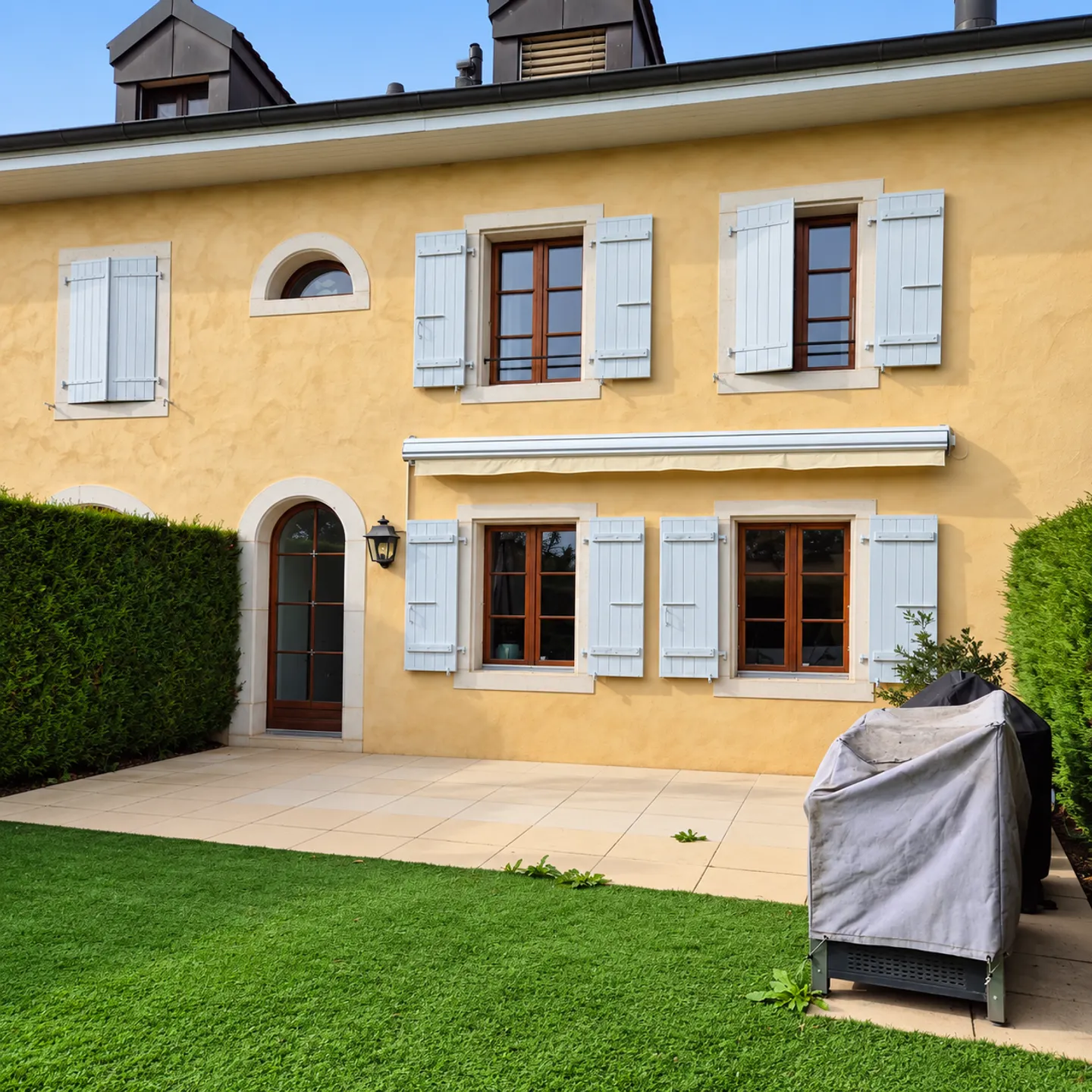 In affitto - Appartamento duplex di 4,5 locali con giardino a Chéserex - Foto 1 di 13