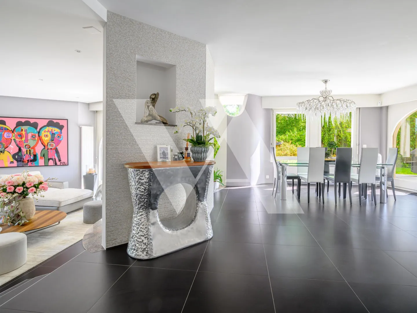 Zu verkaufen - Wunderschöne Architektenvilla mit Schwimmbad - Foto 2 von 11