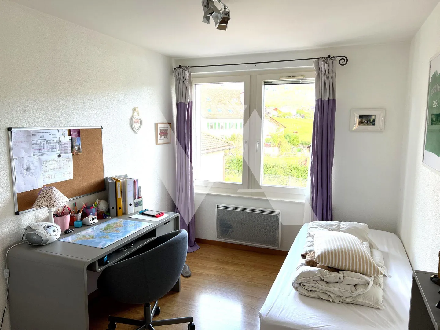 In vendita - Appartamento di 4,5 locali nel cuore del villaggio di La Rippe - Foto 7 di 8