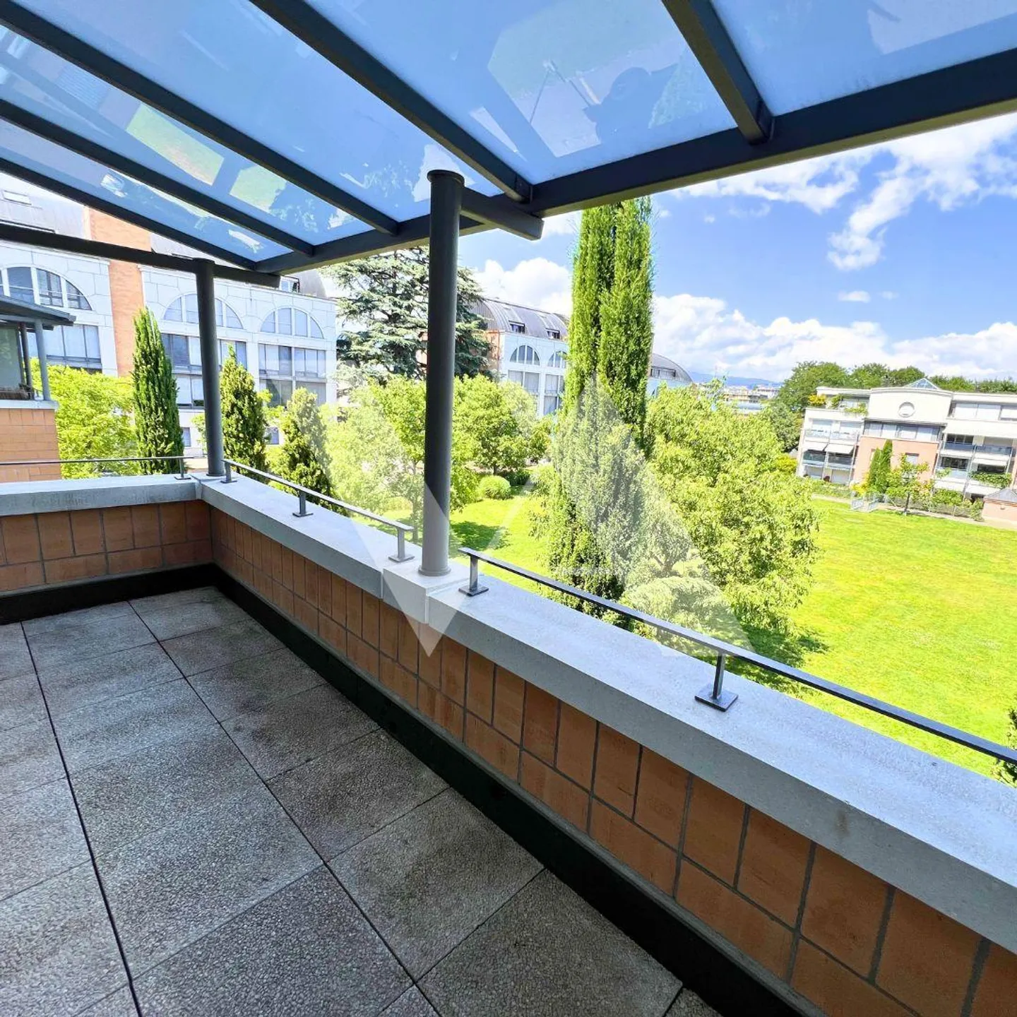 For rent - 2.5 room apartment with beautiful terrace in a quiet area - Photo 2 of 6