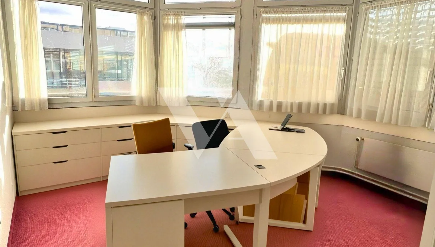 In affitto - Spazio uffici vicino al centro e all'autostrada - Foto 5 di 7