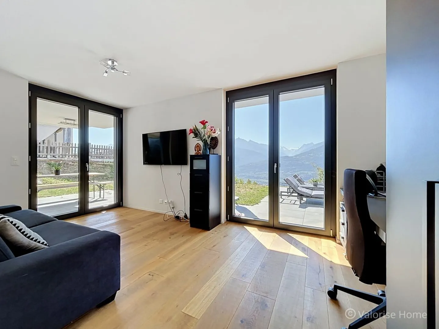Zeitgenössische Villa mit 6,5 Zimmern, Schwimmbad und Panoramablick - Foto 13 von 13