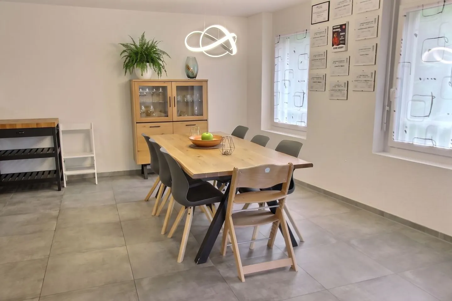 Appartement spacieux à Châtel-St-Denis - Photo 2 sur 13