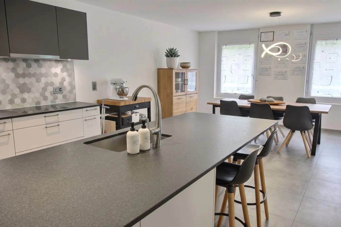 Appartement spacieux à Châtel-St-Denis - Photo 7 sur 13