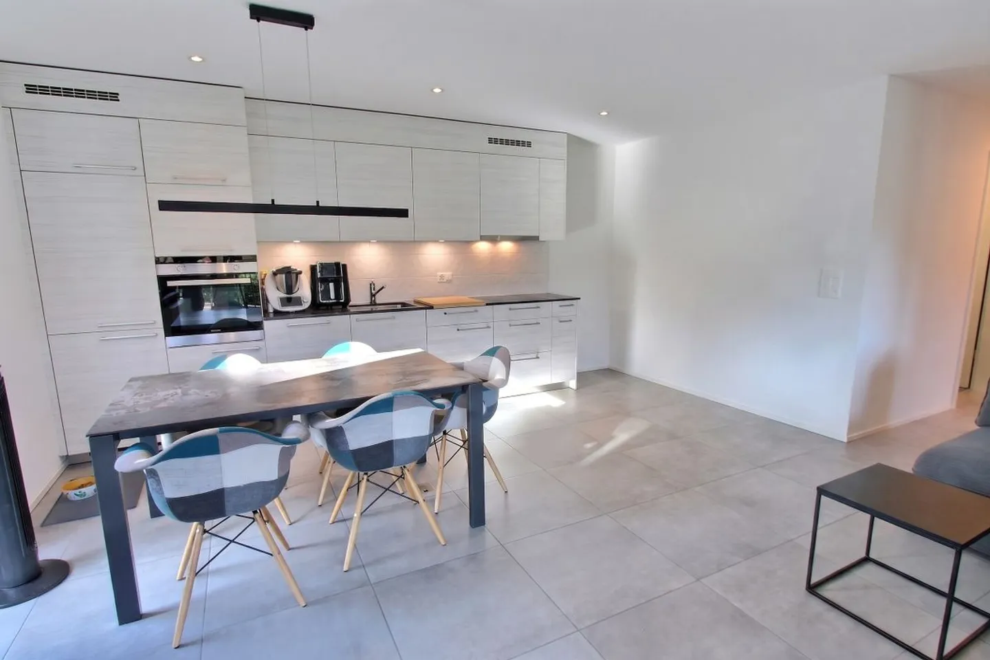 Geräumige und neue 2,5-Zimmer-Wohnung - Foto 1 von 10