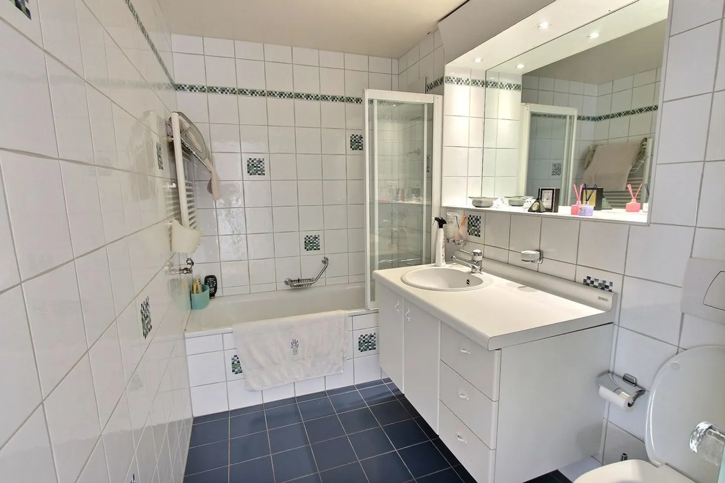 Spacious apartment with large terrace - Photo 8 of 13