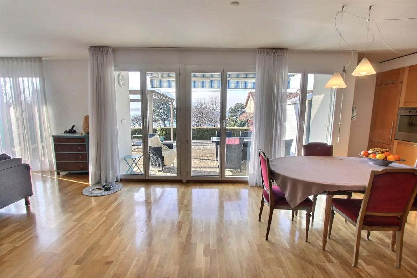 Spacious apartment with large terrace - Photo 6 of 13