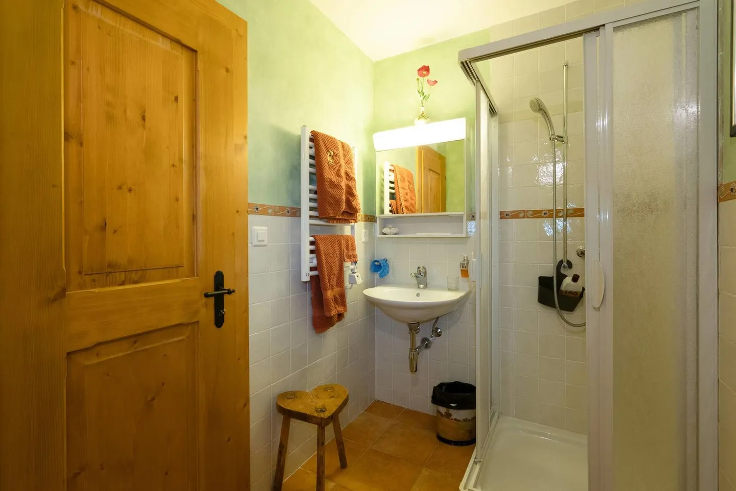 Raro: chalet con 2 appartamenti a Tsombe, sopra Montagnier - Foto 13 di 13