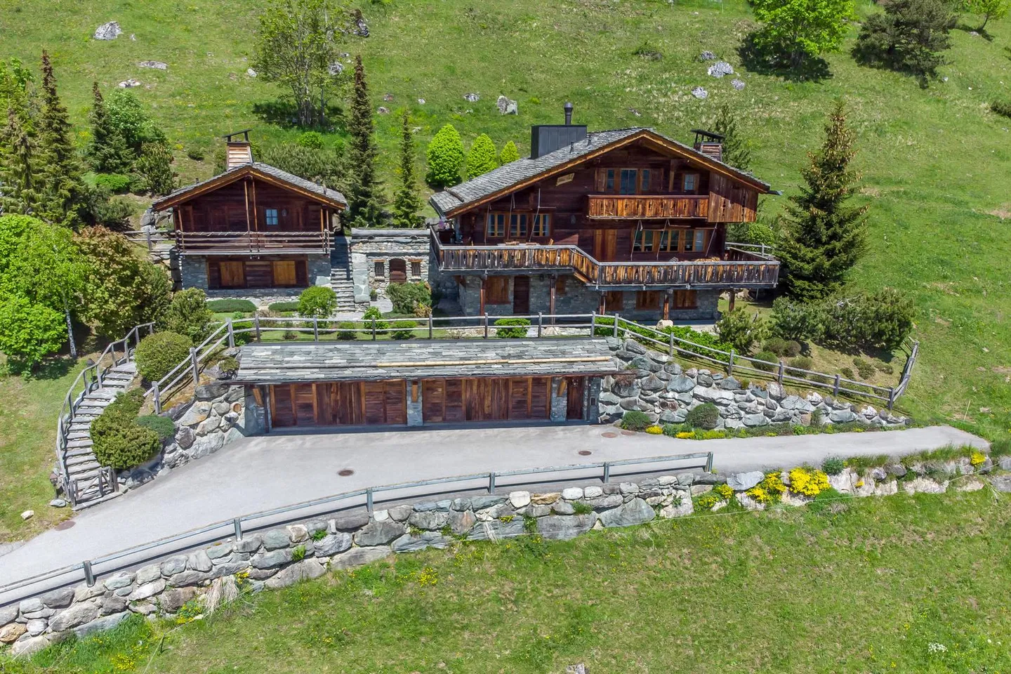Sontuoso chalet e mazot di 10 stanze a Verbier - Foto 1 di 11