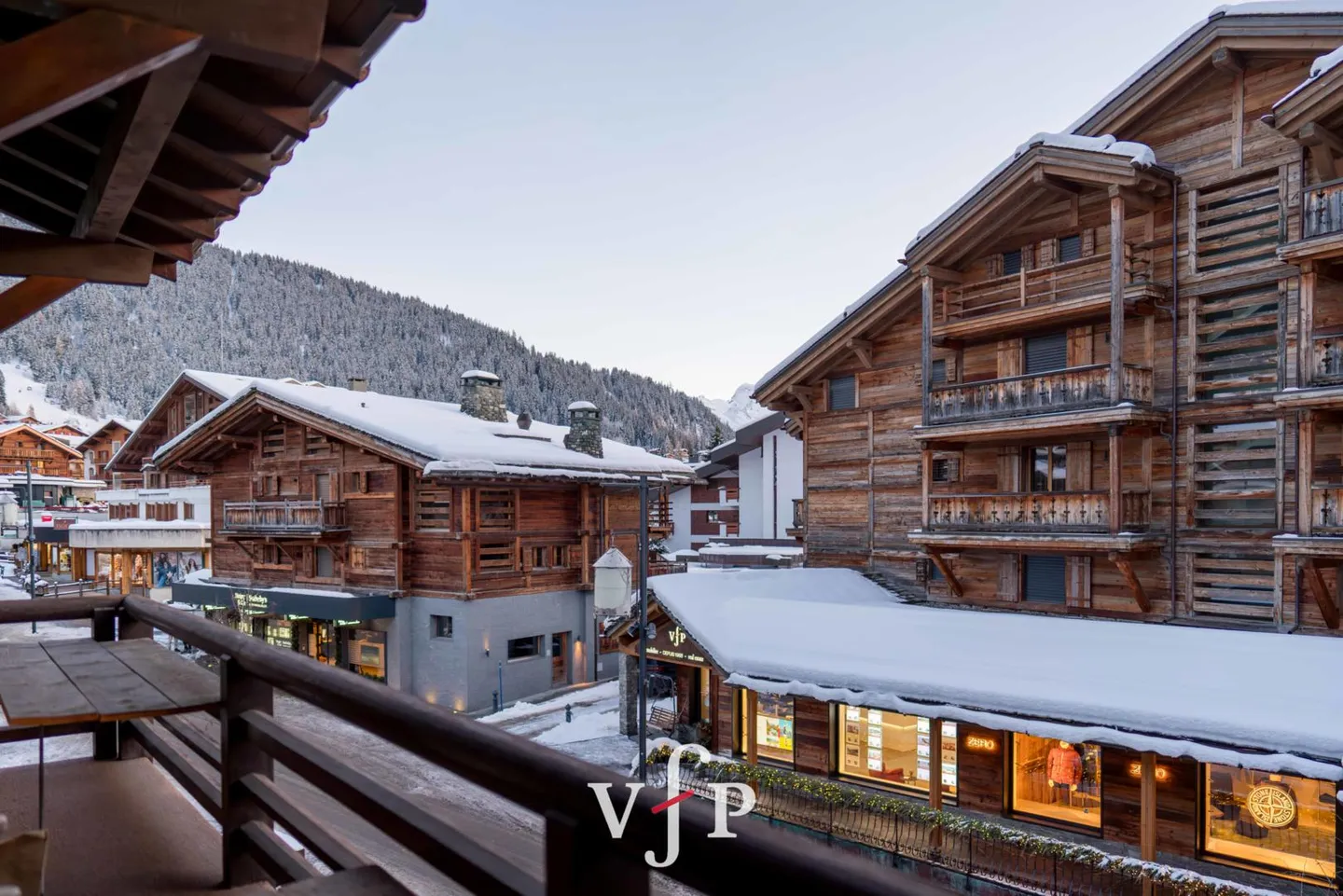 2.5 camere ristrutturate nel centro di Verbier - Foto 8 di 12