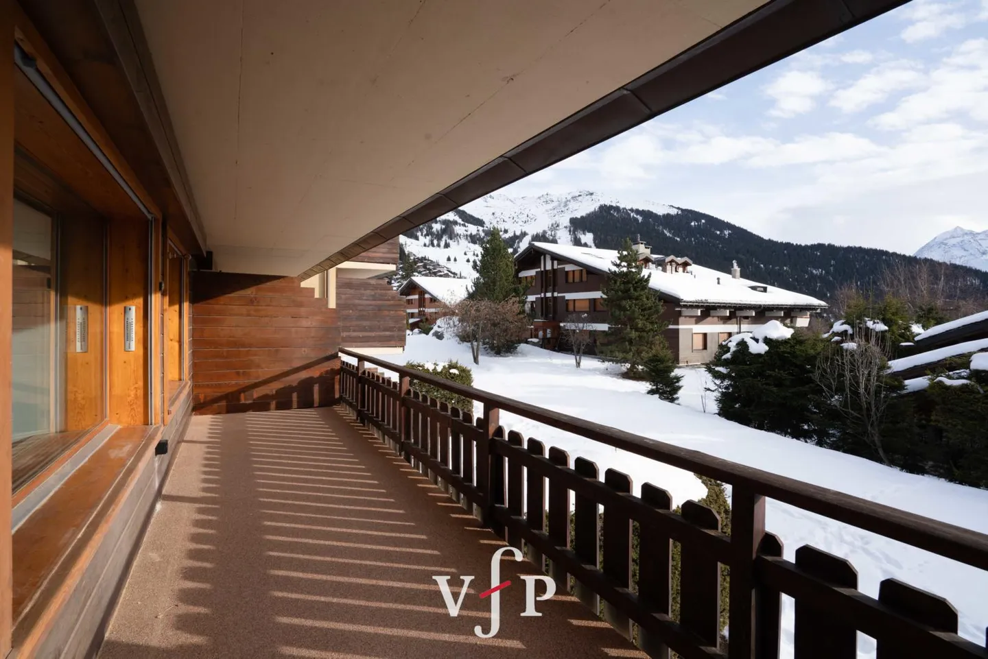 Magnifico appartamento di 2,5 stanze completamente ristrutturato vicino agli Esserts - Foto 6 di 10