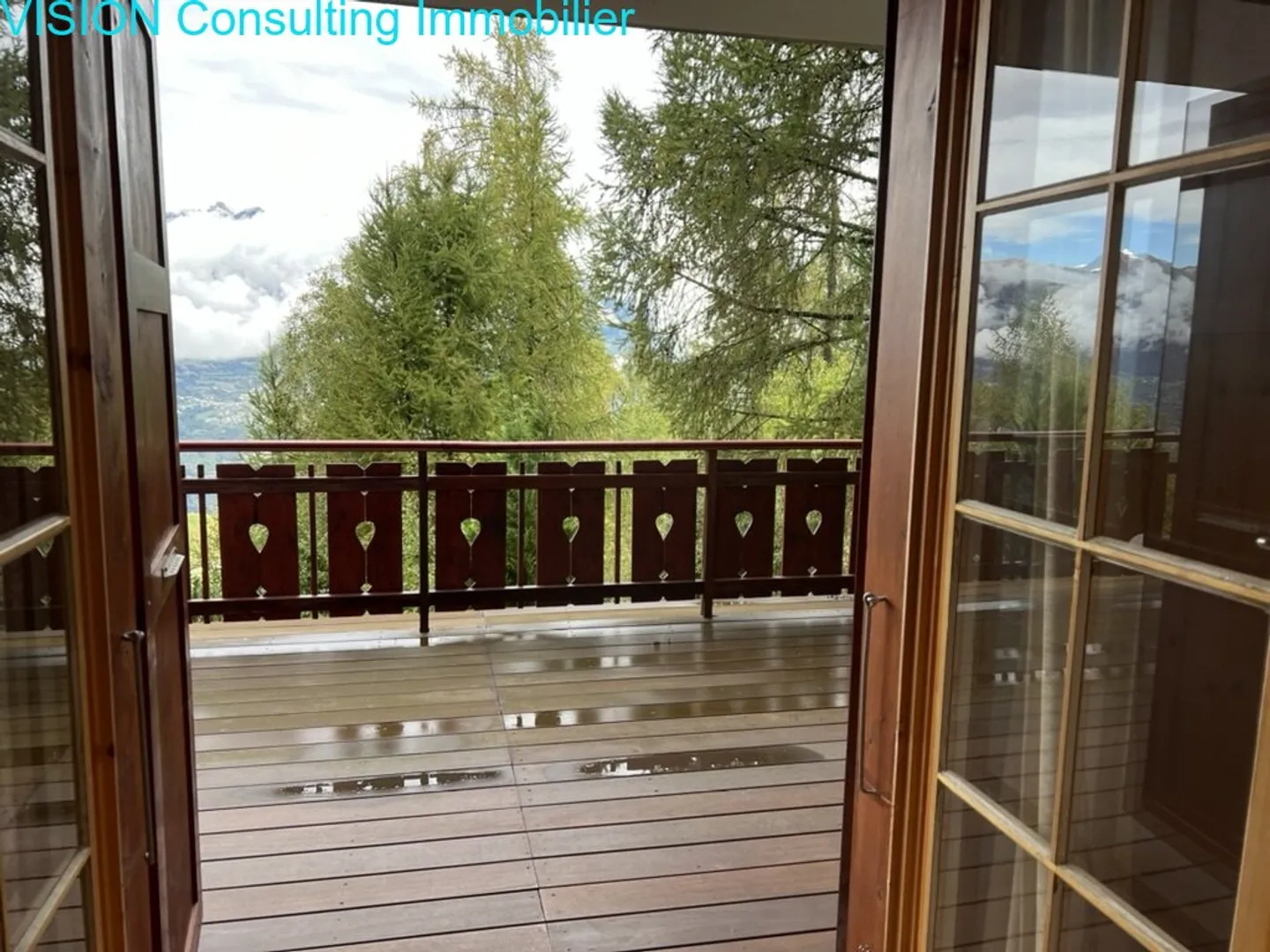 Chalet per le vacanze - Vivere moderno con vista sulle montagne e atmosfera accogliente - Foto 1 di 12