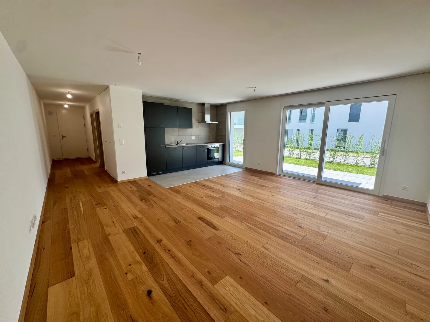 Appartement 2,5 pces neuf avec terrasse et jardin - Photo 13 of 13