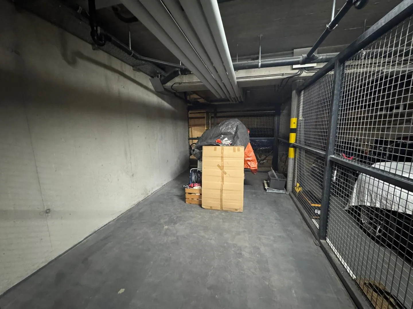 In affitto un posto auto in un garage sotterraneo - Foto 3 di 4