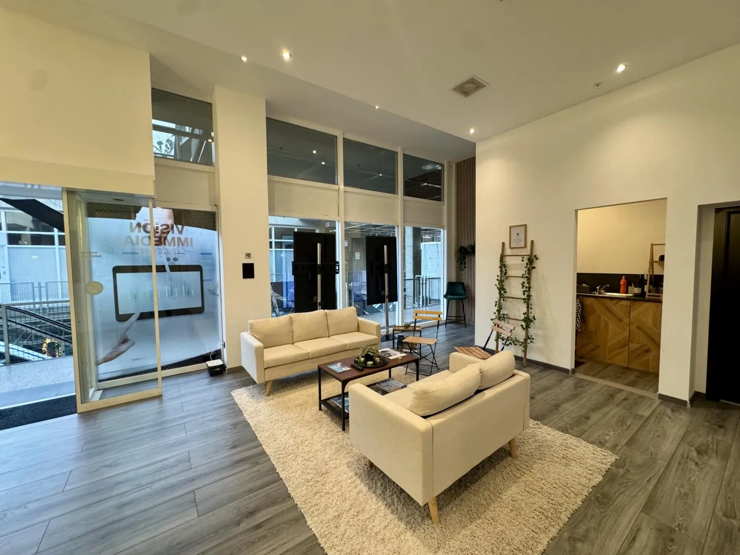 Local commercial PREMIUM au coeur de Sion - Visibilité maximale, opportunité rare ! - Photo 6 sur 13