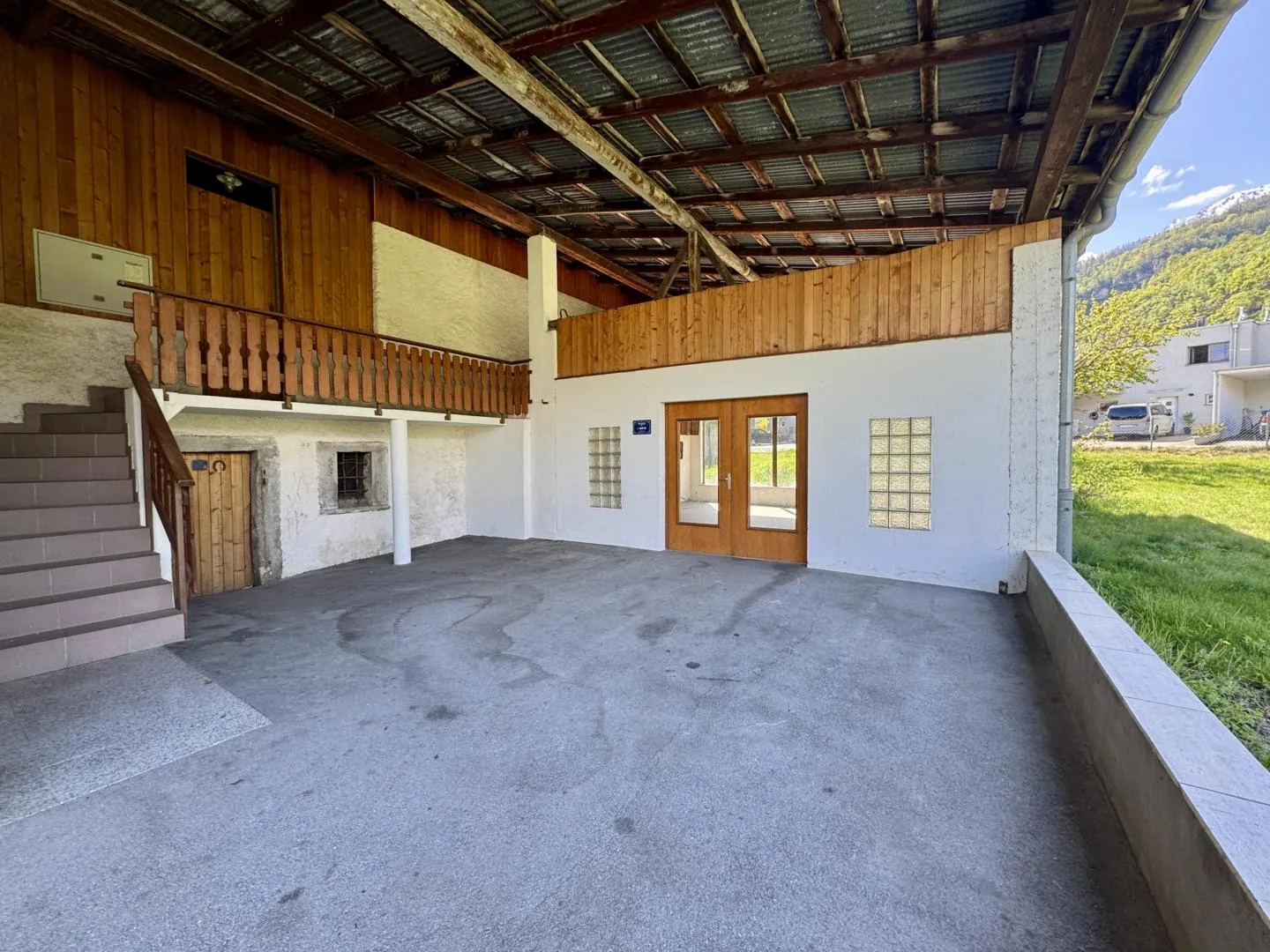 Charmantes Reihenhaus mit großem Potenzial - ruhige Lage in Aproz - Foto 4 von 13