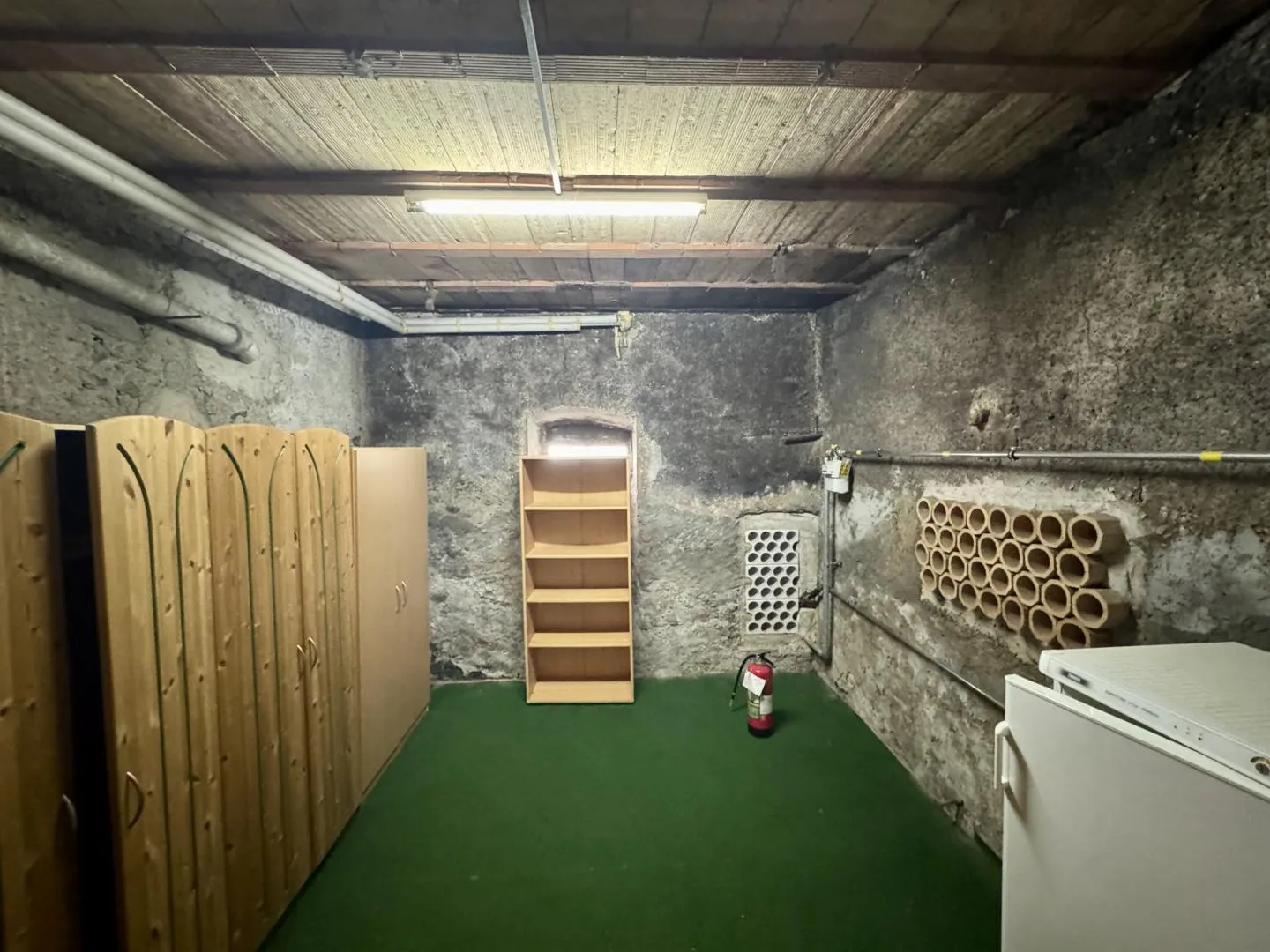 Charmantes Reihenhaus mit großem Potenzial - ruhige Lage in Aproz - Foto 8 von 13