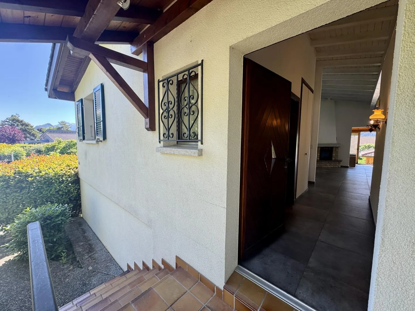 Magnificent individual villa of 200 m² in Vétroz - Photo 3 of 13