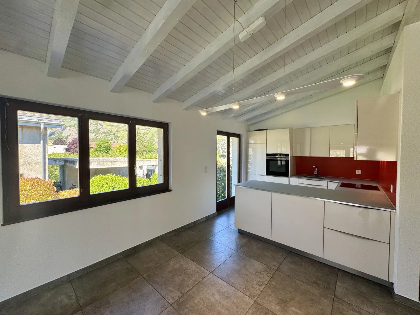Magnificent individual villa of 200 m² in Vétroz - Photo 6 of 13