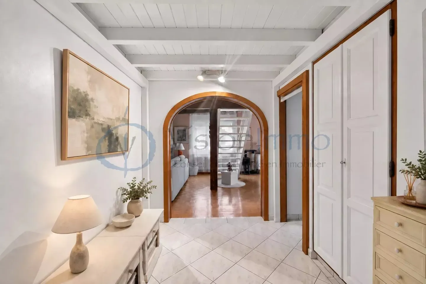 In the heart of Bernex: 113 m² of charm and beautiful volumes - Photo 5 of 13