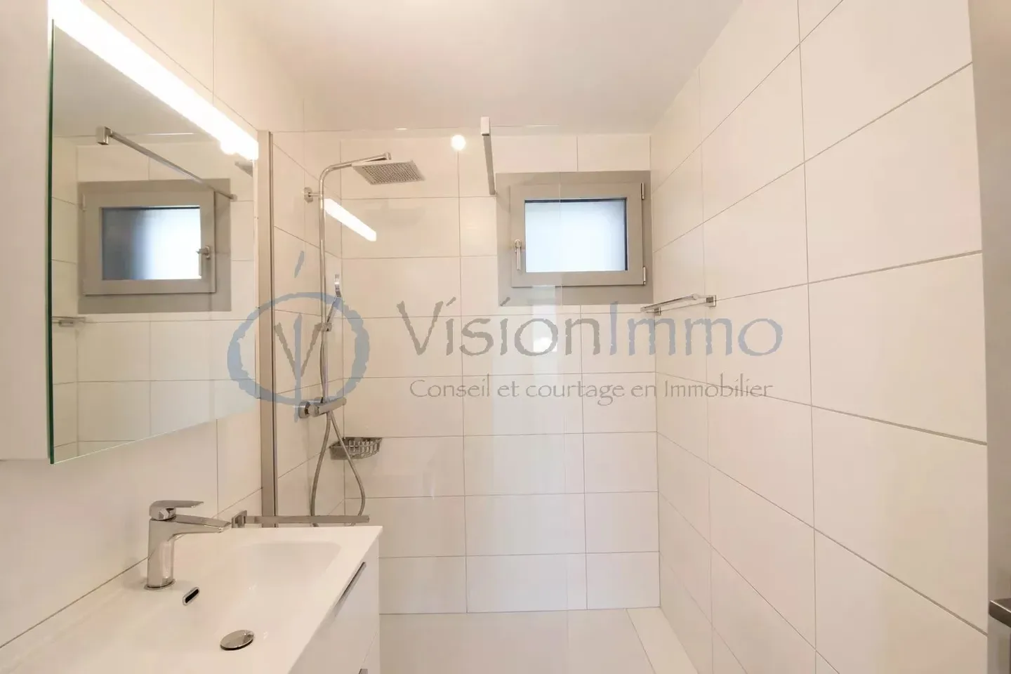 Appartamento recente di 3,5 locali con terrazza e vista lago - Foto 4 di 5