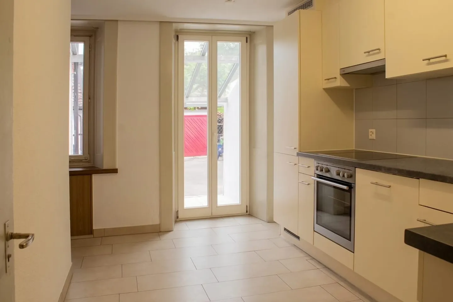 Three wins! Three apartments. Countless possibilities. - Photo 4 of 10