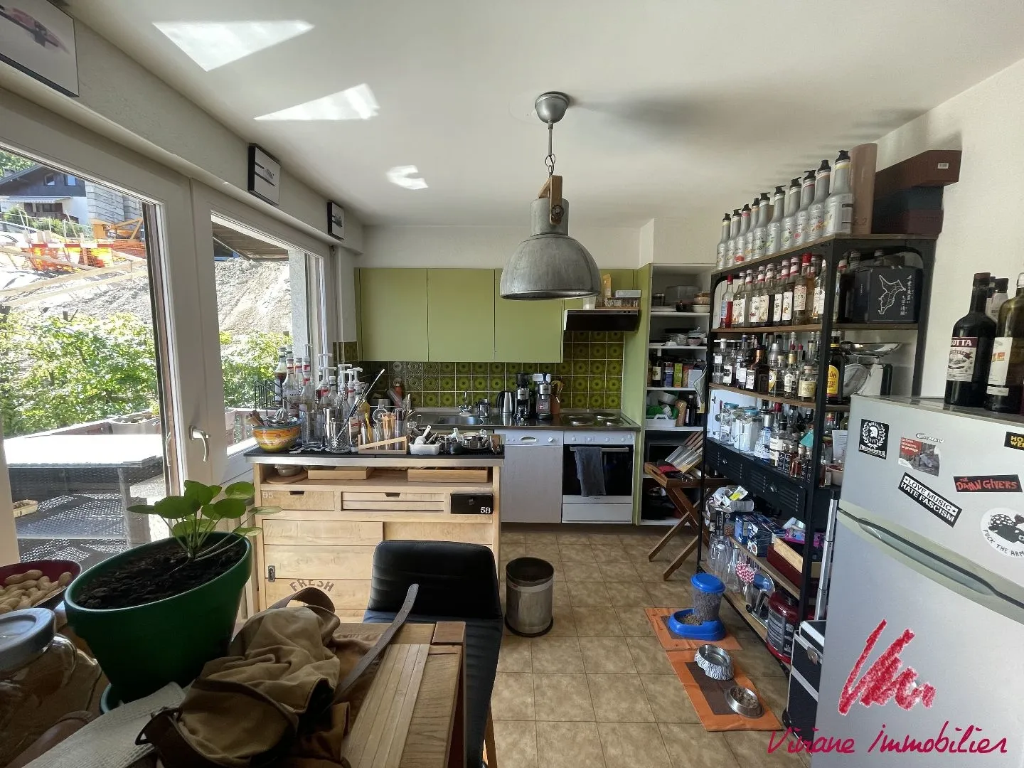 A pochi minuti da Crans-Montana, grande casa con 2 appartamenti su un ampio terreno - Foto 9 di 13