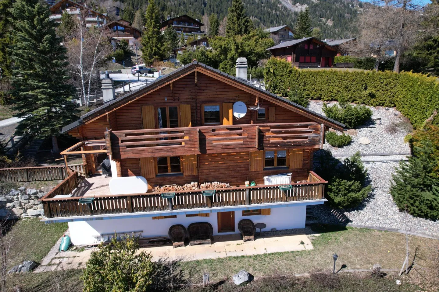 Chalet avec Vue Magnifique - Photo 1 sur 13