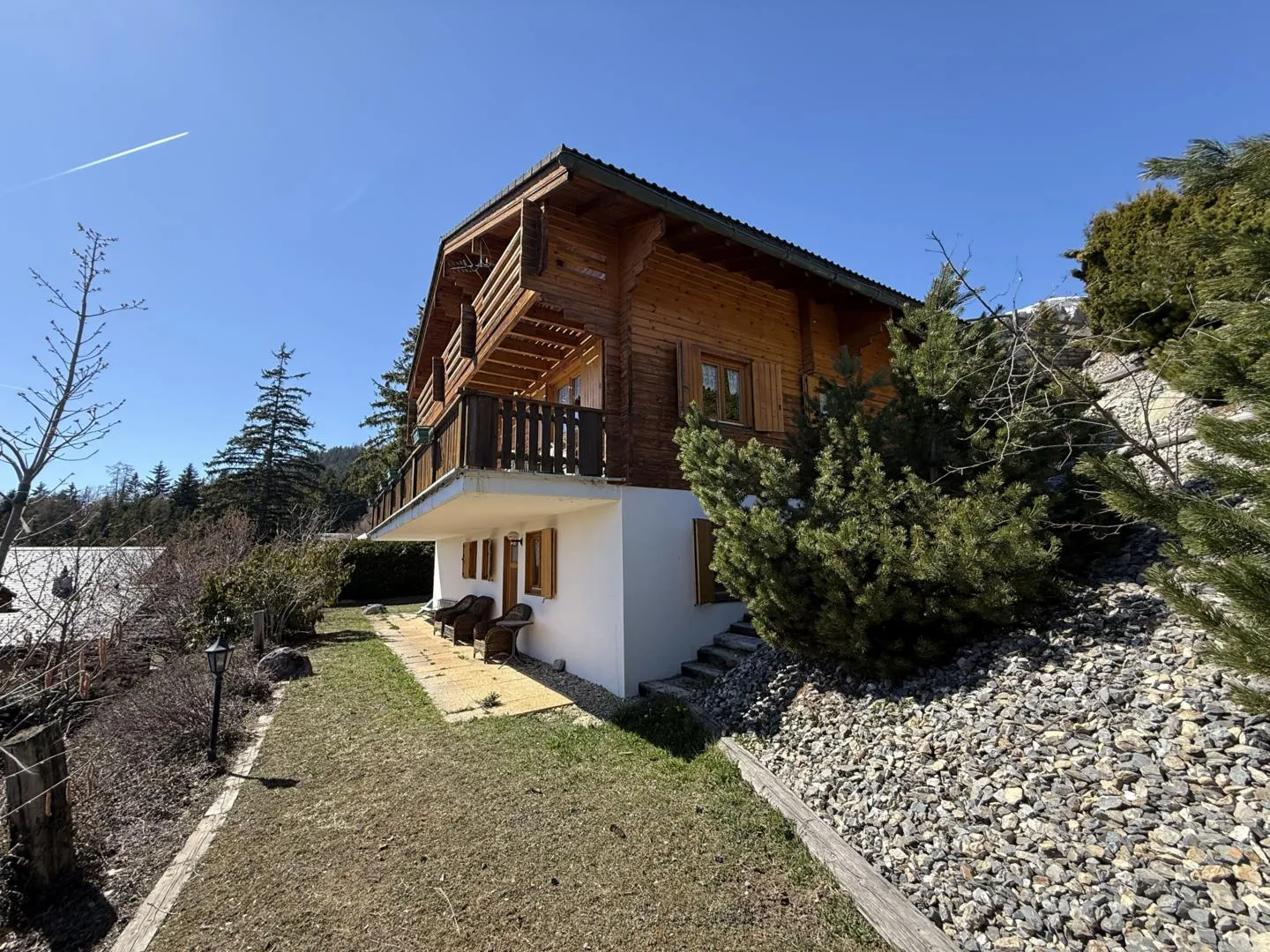 Grande chalet ad Anzère con 6,5 stanze in zona tranquilla, vicino al centro con una vista molto bella - Foto 11 di 13