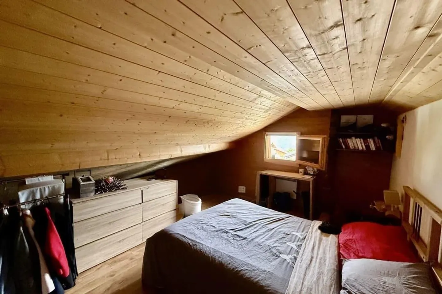 Charmante demi-maison villageoise de 4.5 pièces à Chermignon d'en Haut, proche de Crans-Montana, résidence secondaire autorisée - Photo 3 sur 5